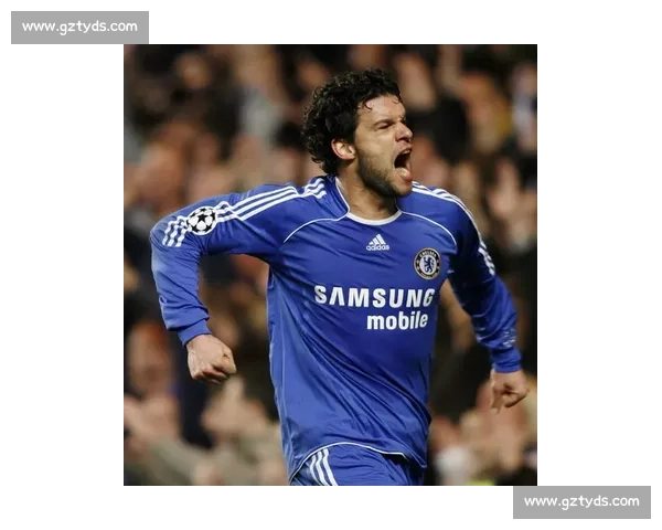 霍姆斯加盟帕纳辛纳科斯 税后 235 万欧合同敲定